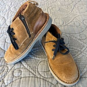 Little boys Florsheim Suede side-zip chukka bootie